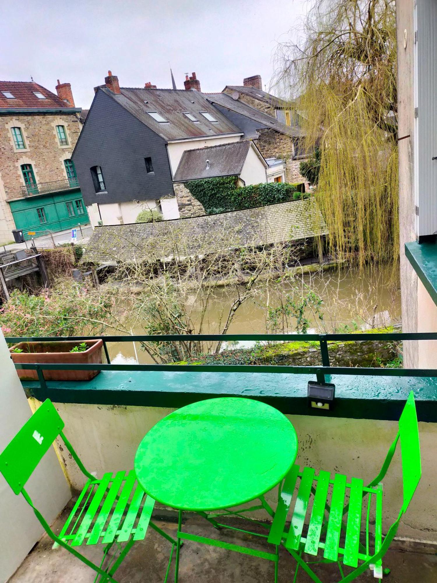 Studio En Rdc Avec Balcon Centre Vitre エクステリア 写真